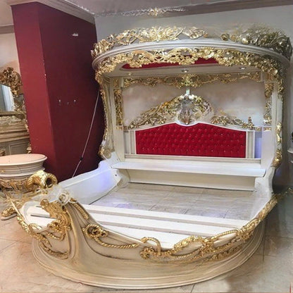 Boat shaped bed, European villa, bedroom furniture, large type pirate ship bed, solid wood carved 1.8 meters